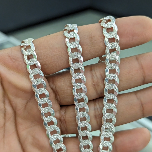 925 Sterling Silver Cuban Diamond Cut Chain 8.7 mm 24 Inches